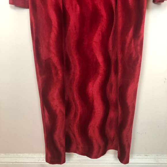 VINTAGE Red Y2K Faux Velvet Wavy Pattern Long Coat M - Picture 9 of 11
